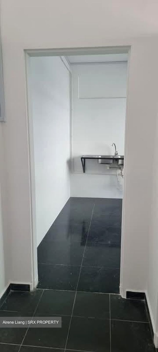 Macpherson Road (D13), Office #591317601